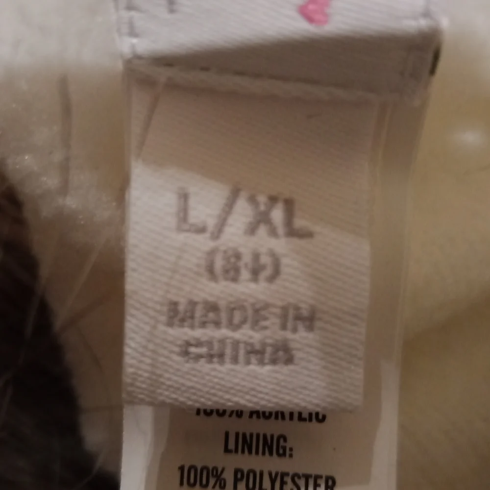 Hat - Picture 10 of 12